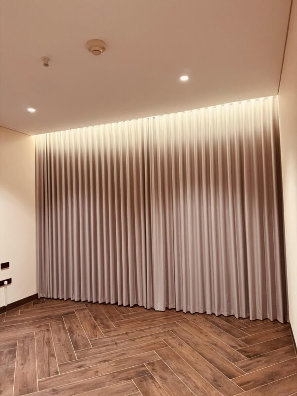 Motorized Curtains - Image 27