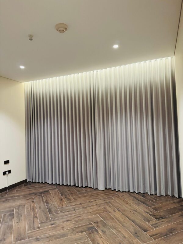 Motorized Curtains - Image 30
