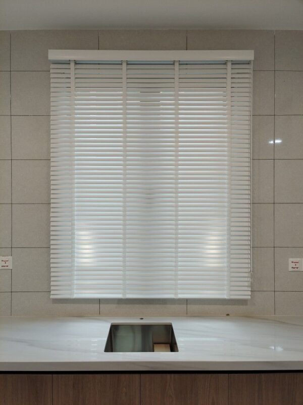 Venetian Blinds - Image 9
